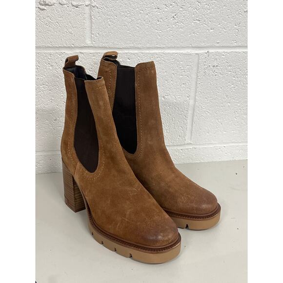 Vintage Foundry Co. Sz 8 Cognac Penelope Suede Leather Block Heel Chelsea Boots - Picture 3 of 9